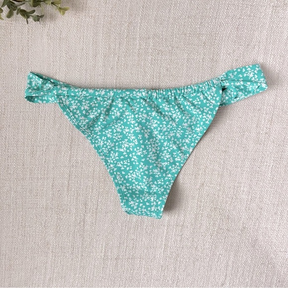 Cotton On Thick Gathered Strap Brazilian Bikini Bottom - Size Medium - Picture 4 of 4